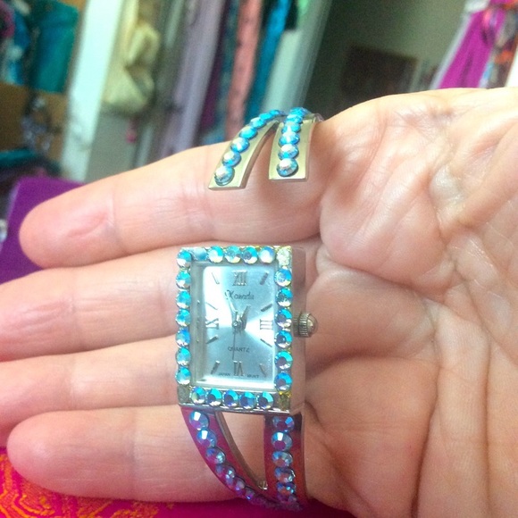 COPY - Crystal blue persuasion wrist watch Xanadu Vtg